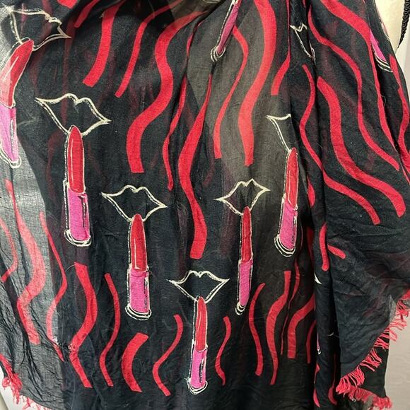 Valentino Silk Blend Scarf Zandra Rhodes Black Red Lipstick Print - Picture 5 of 8